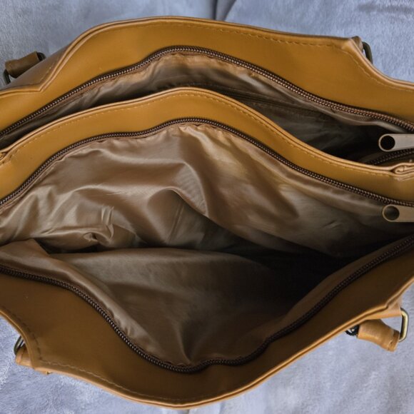 Gold Coast Brown Leather Designer Purse w/Wallet NWT - Picture 11 of 11